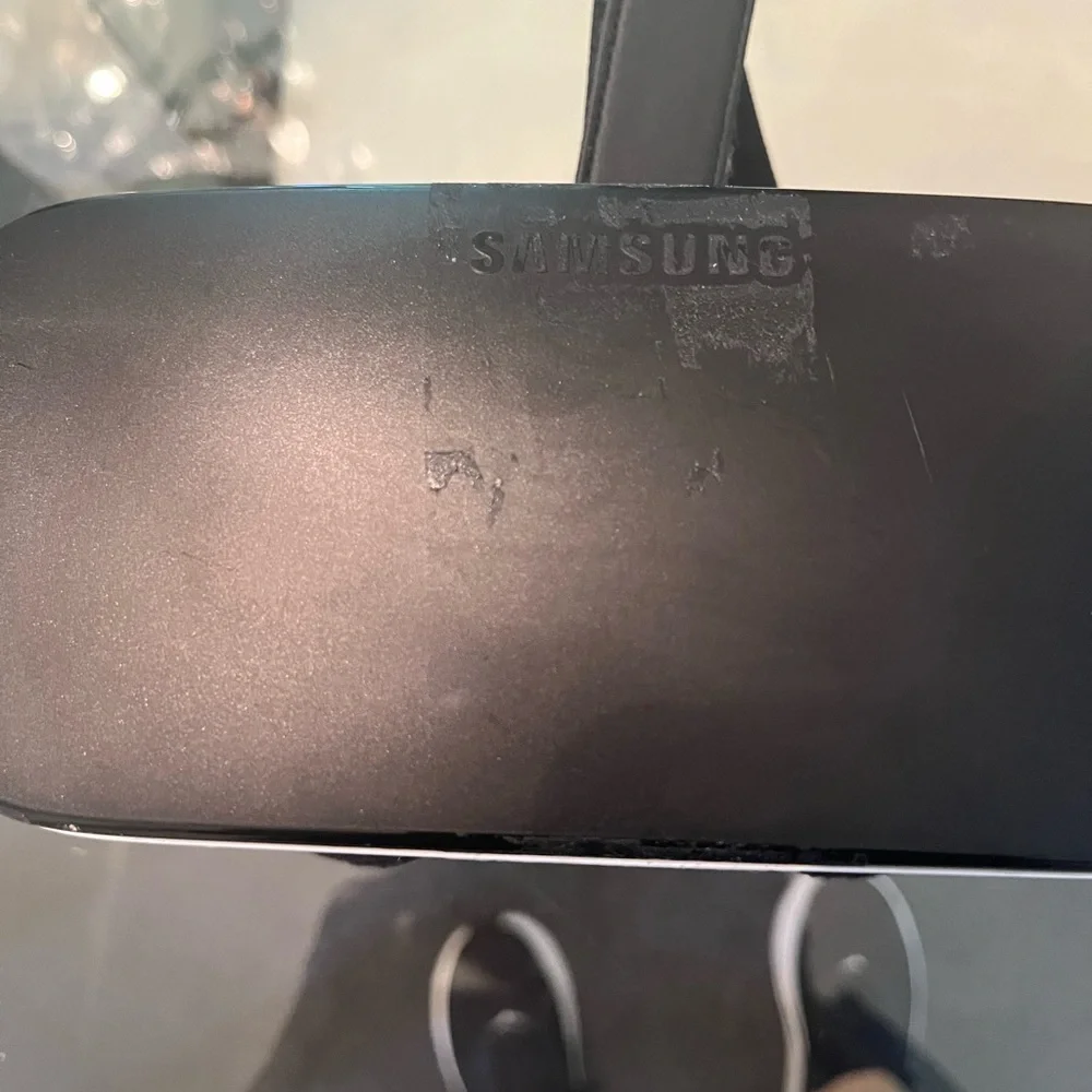 Samsung Dark Gray VR Headset